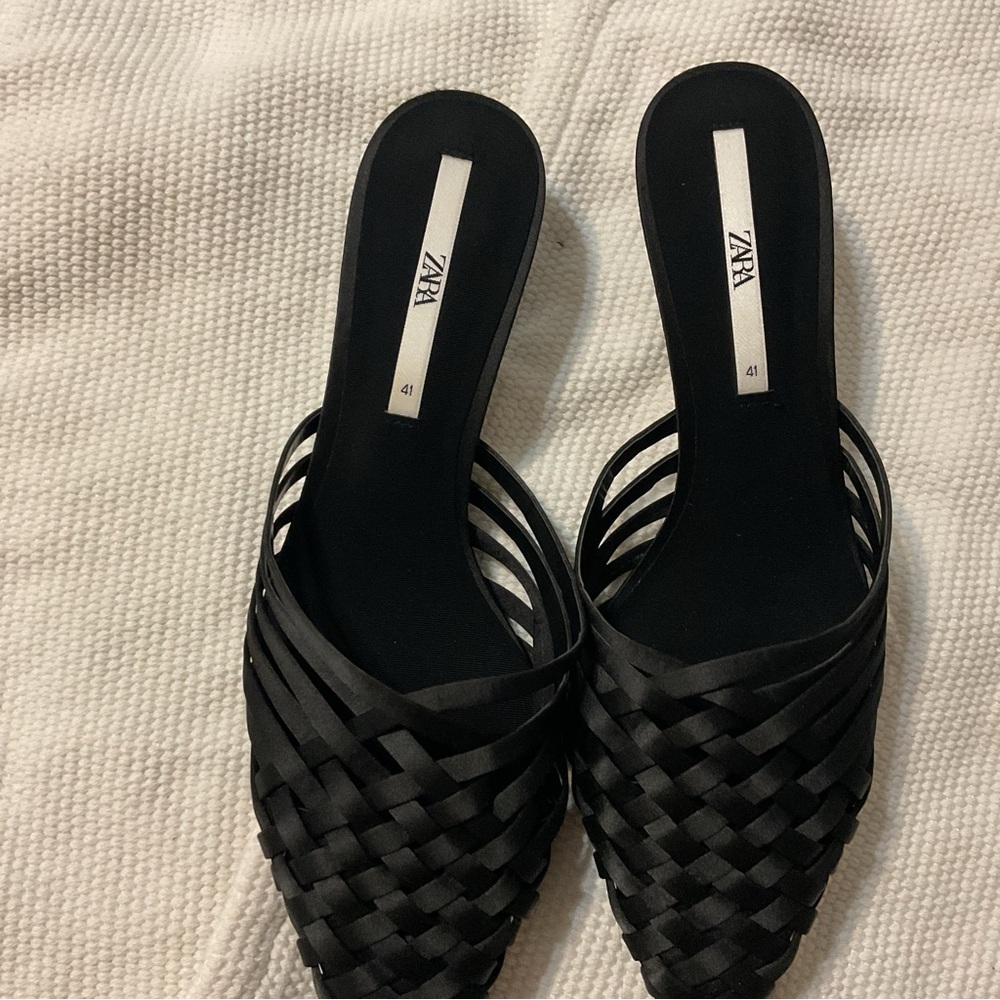 Zara Black Point Slide Heels Size 41 NWOT - Picture 2 of 6